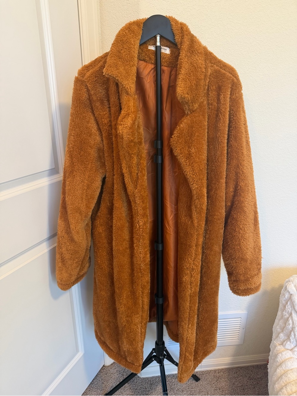 Cozy Teddy Coat in Caramel Brown